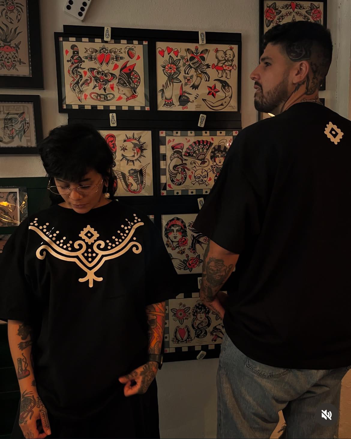 Kivs Ornamental Collar Tee